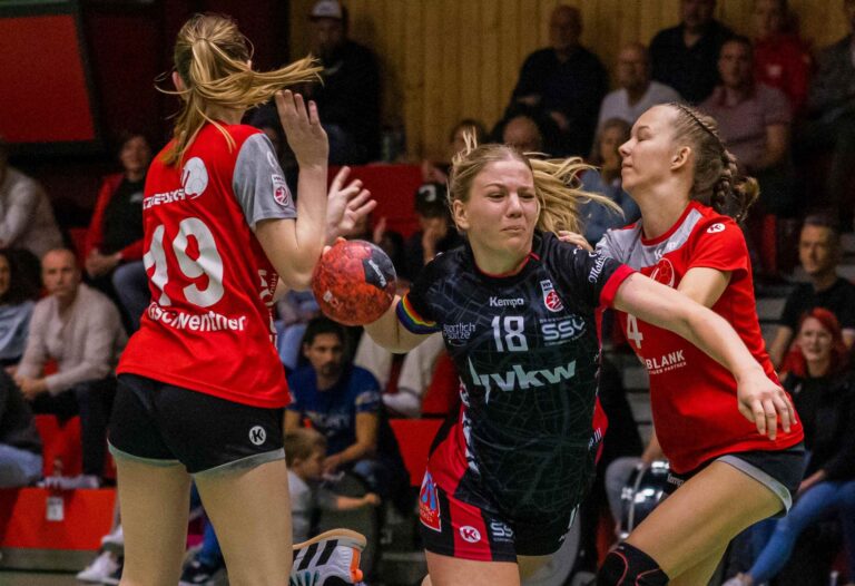 AUSRUFEZEICHEN VON VIKTORIA MARKSTEINER